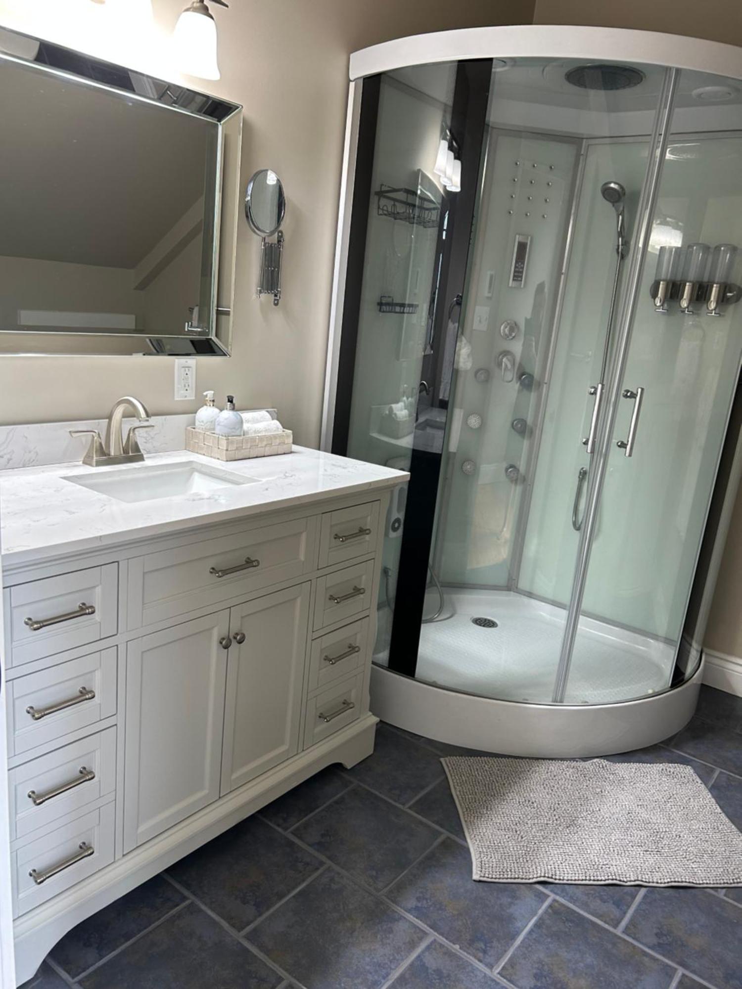 Halls Harbour Tides Inn Guest Suites מראה חיצוני תמונה