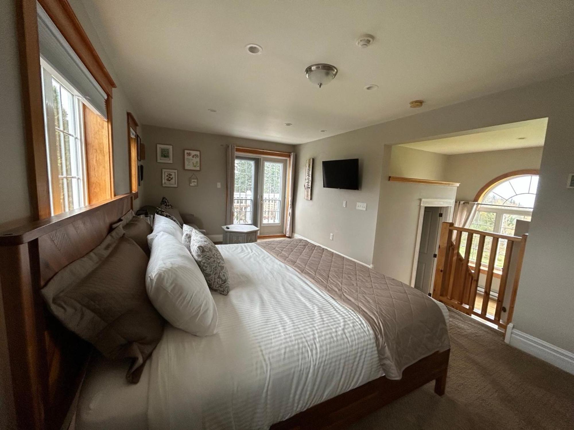 Halls Harbour Tides Inn Guest Suites מראה חיצוני תמונה