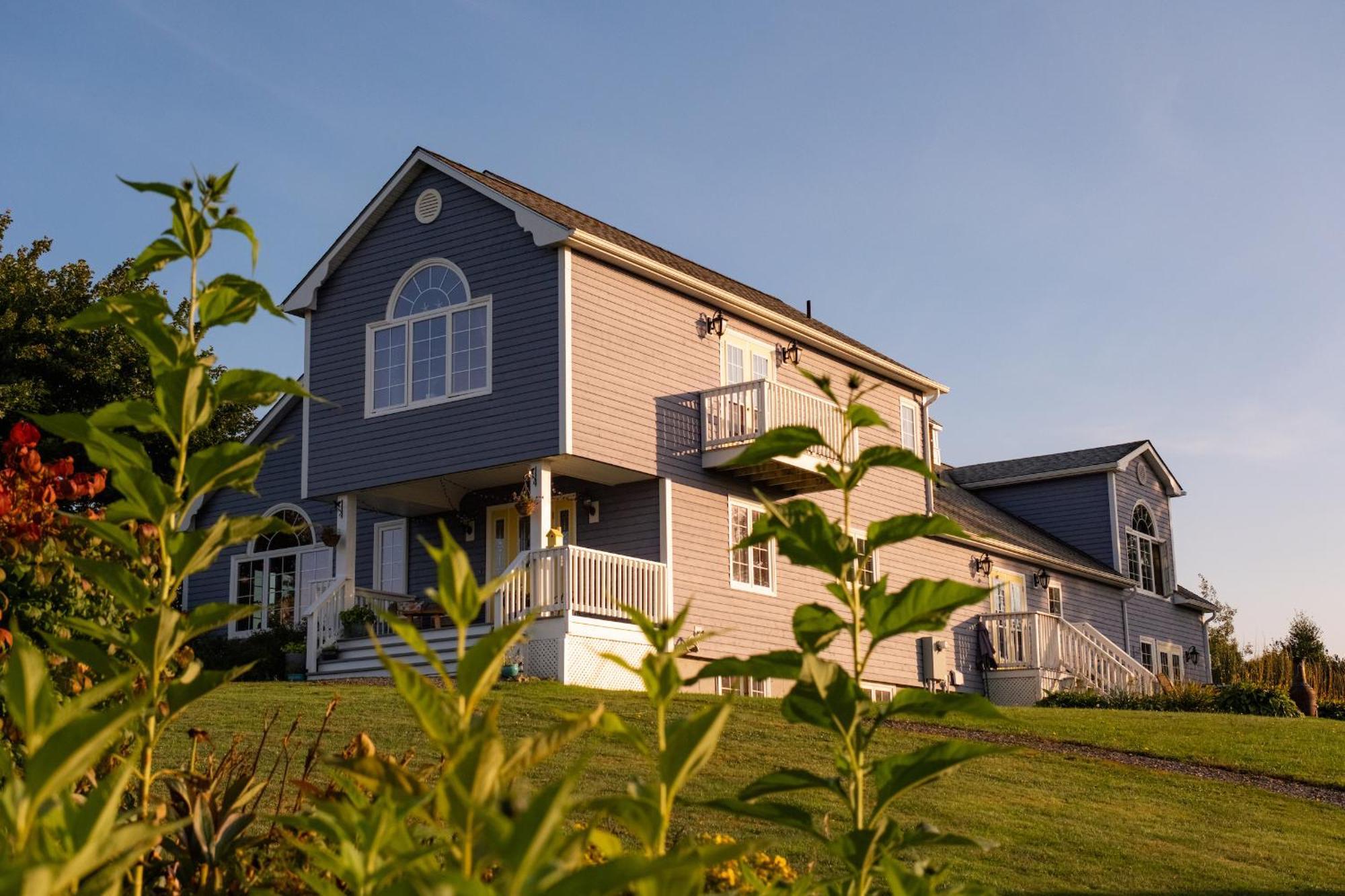 Halls Harbour Tides Inn Guest Suites מראה חיצוני תמונה
